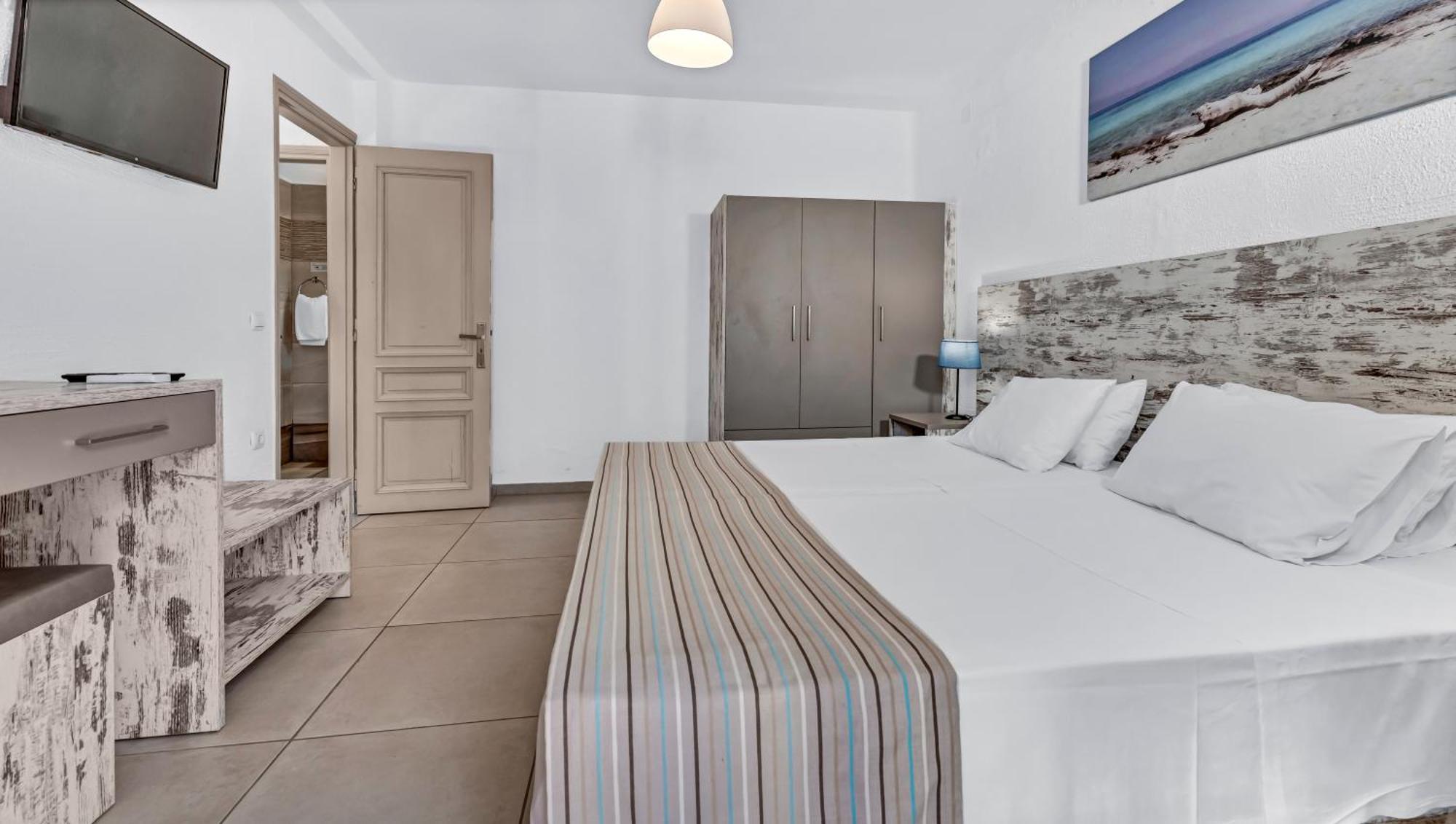 Evina Rooms & Suites Kokkini Hani Exterior photo